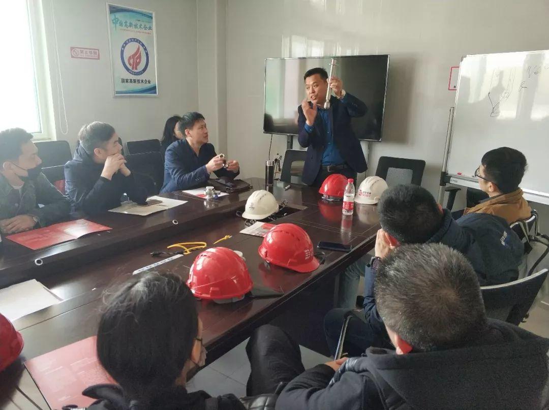 回顾春天三月的我们 回顾春天三月的我们