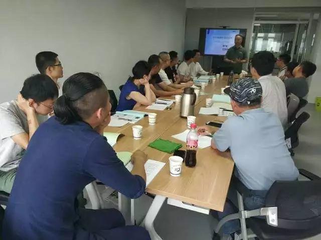 今年夏天,酿好一杯啤酒 今年夏天,酿好一杯啤酒