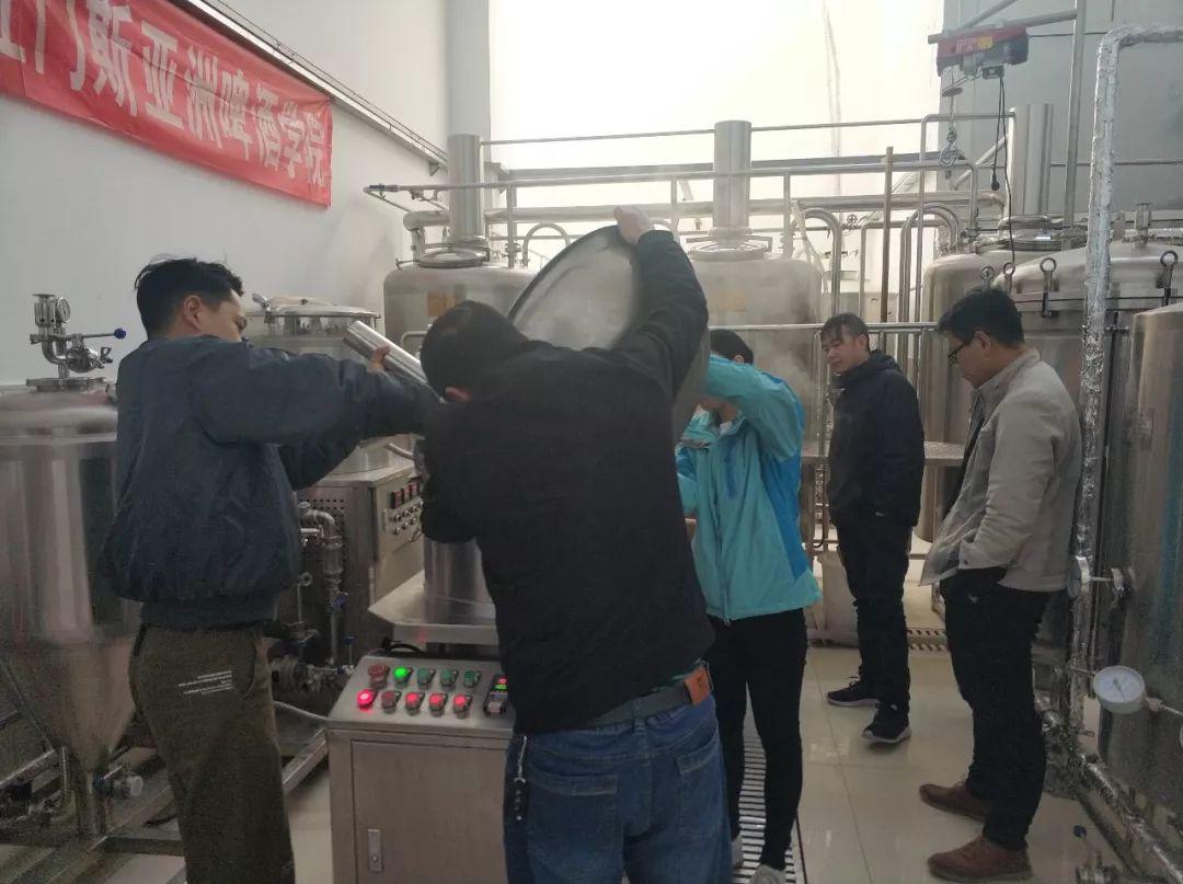 回顾春天三月的我们 回顾春天三月的我们