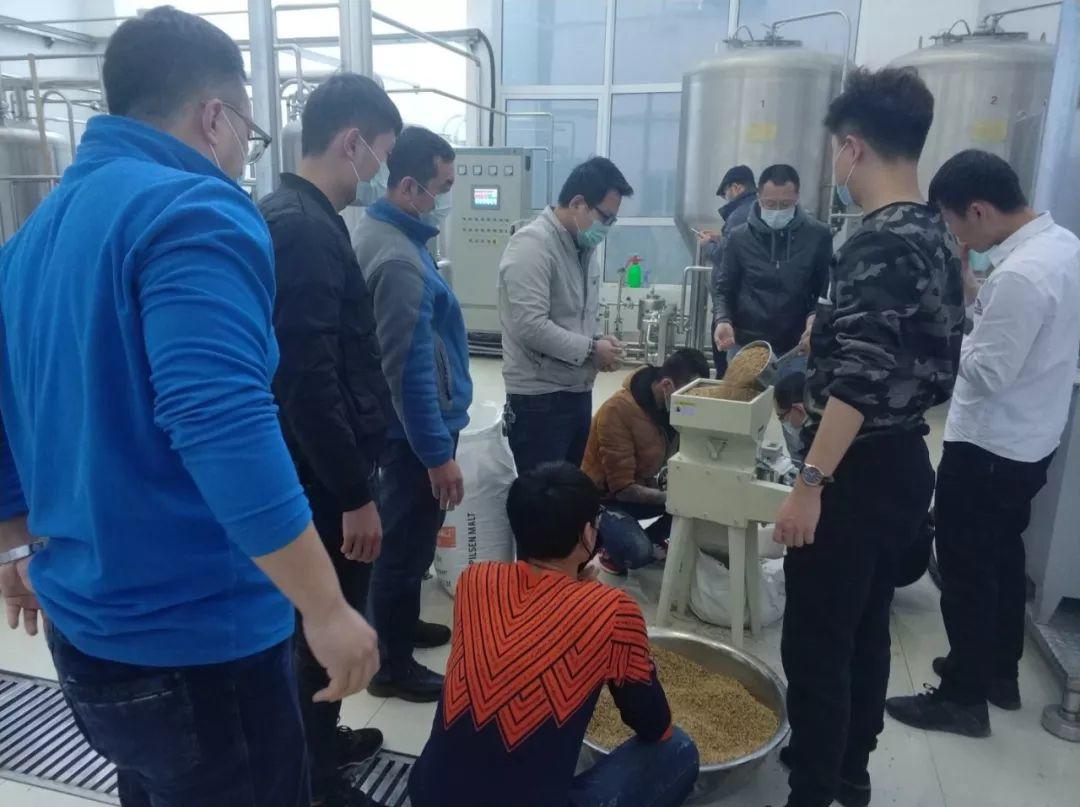 在吗,我有话想要说与你听 在吗,我有话想要说与你听