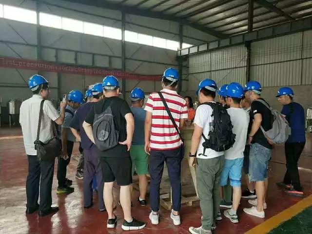 今年夏天,酿好一杯啤酒 今年夏天,酿好一杯啤酒