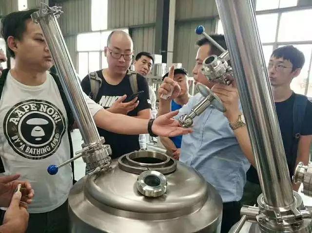 今年夏天,酿好一杯啤酒 今年夏天,酿好一杯啤酒