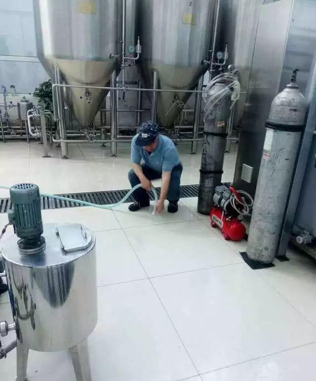 今年夏天,酿好一杯啤酒 今年夏天,酿好一杯啤酒