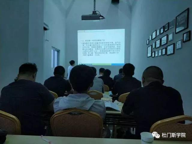 最美四月的我们 最美四月的我们