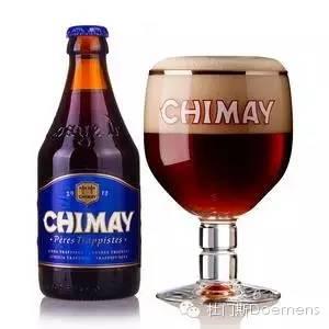 喝不同的啤酒 用不同的杯子 喝不同的啤酒 用不同的杯子