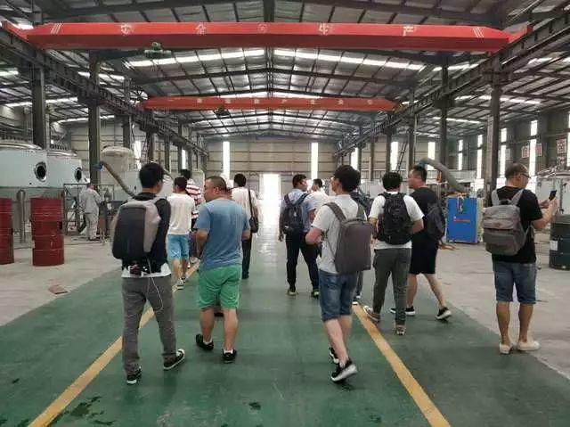 今年夏天,酿好一杯啤酒 今年夏天,酿好一杯啤酒