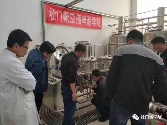 最美四月的我们 最美四月的我们