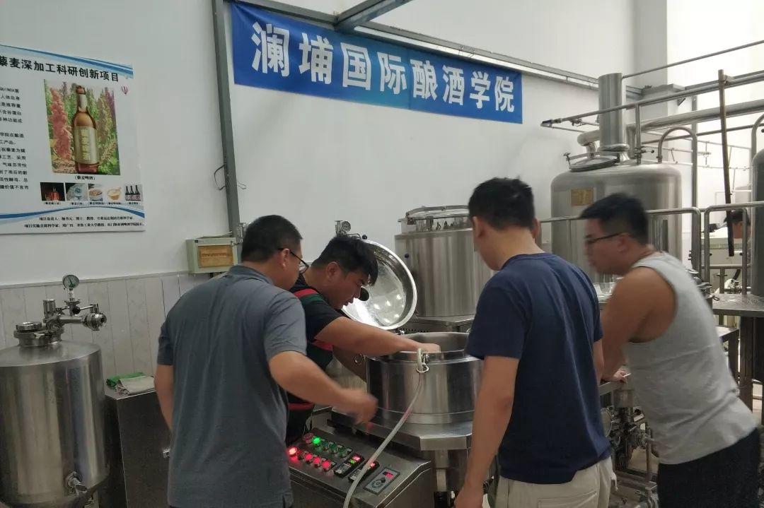 回顾||风雨不阻,酿造情深。 回顾||风雨不阻,酿造情深。