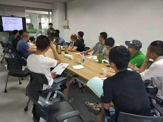 今年夏天,酿好一杯啤酒 今年夏天,酿好一杯啤酒