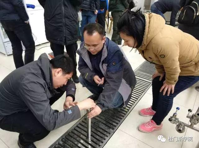 脱“白”日记 脱“白”日记