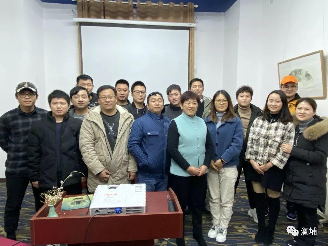 步履不停,酿造正当时。。。 步履不停,酿造正当时。。。