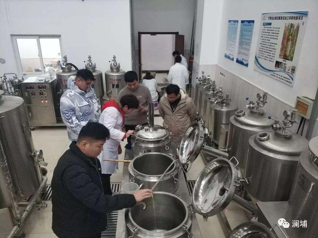 步履不停,酿造正当时。。。 步履不停,酿造正当时。。。