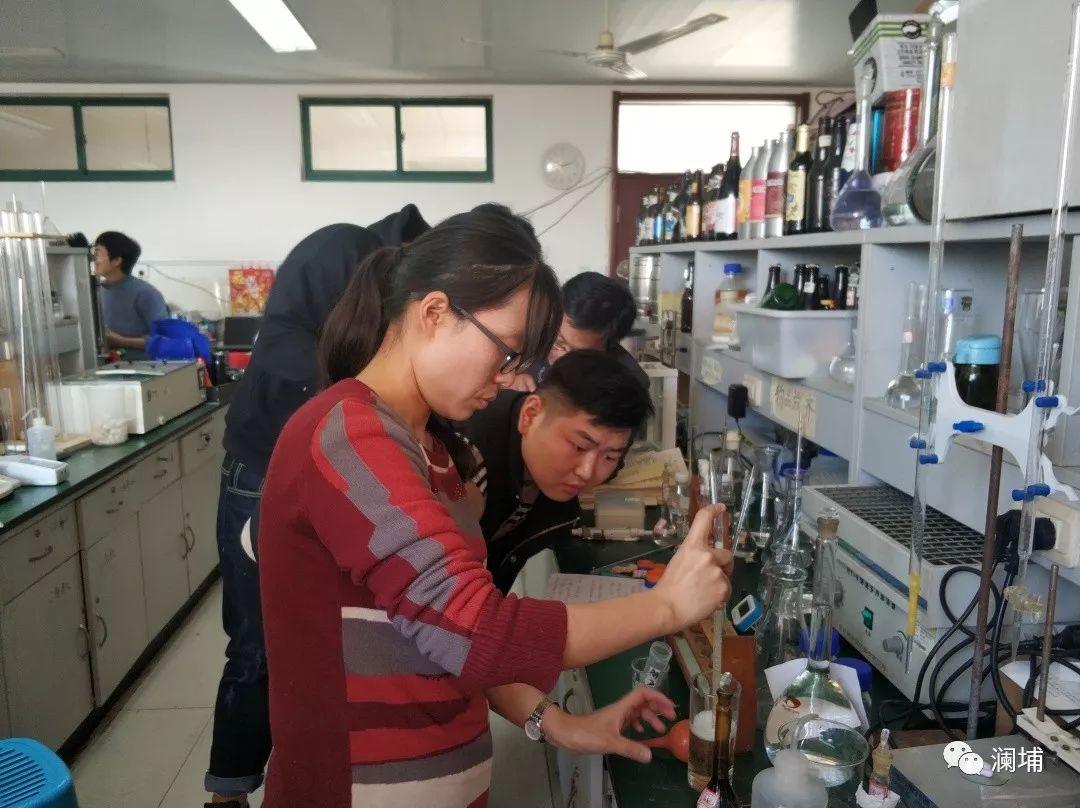 步履不停,酿造正当时。。。 步履不停,酿造正当时。。。